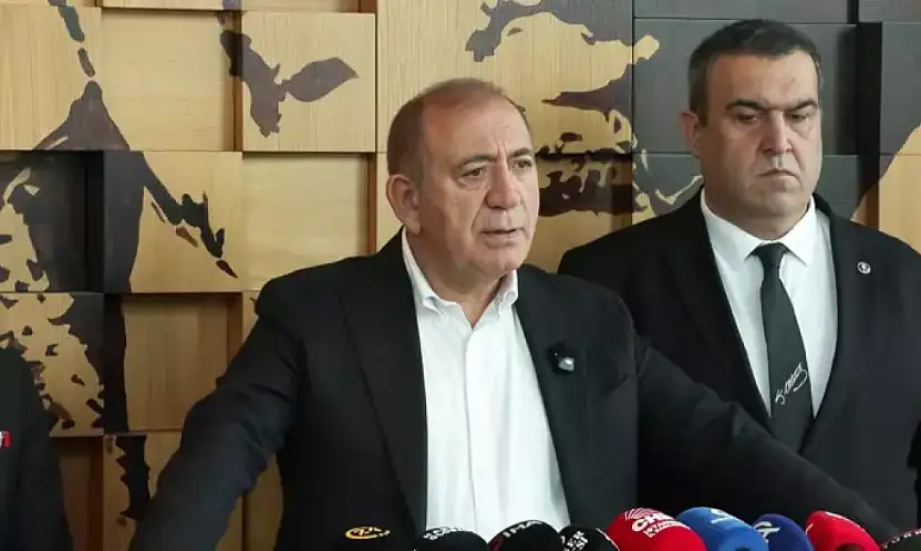 Gürsel Tekin Kimse Cumhuriyet Halk Partisi'nin Kurumsal Kimliğini Kirletemez