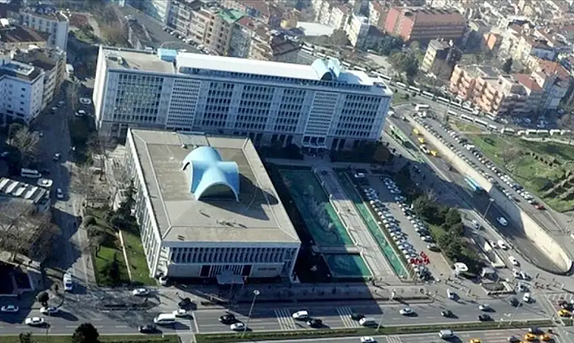 İBB Basın ve Halkla İlişkiler Daire Başkanı Taner Çetin'in ve 13 kişiye gözaltı kararı!