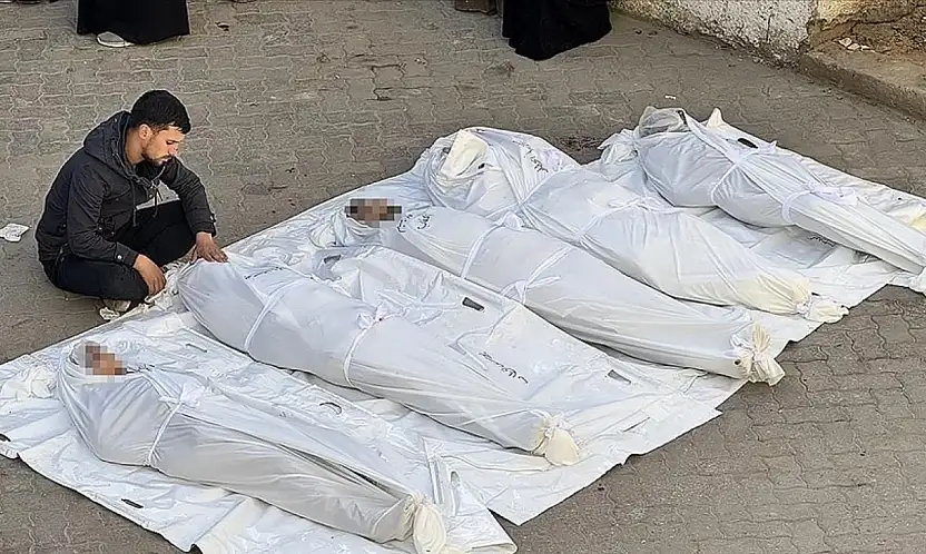 İsrail'in Gazze'ye SaldırılarındaCan Kaybı 70 Bin 945'e Yükseldi