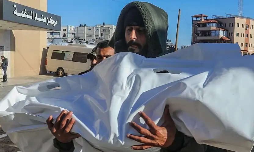 İsrail'in Gazze'ye Saldırılarında Can Kaybı 71 Bin 388'e Yükseldi