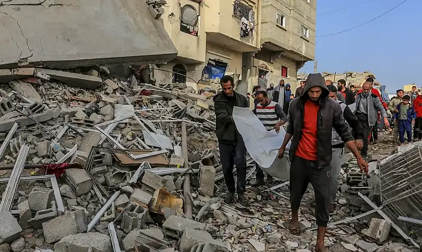 İsrail Saldırılarında Gazze'de Can Kaybı 72 Bin 32 Oldu