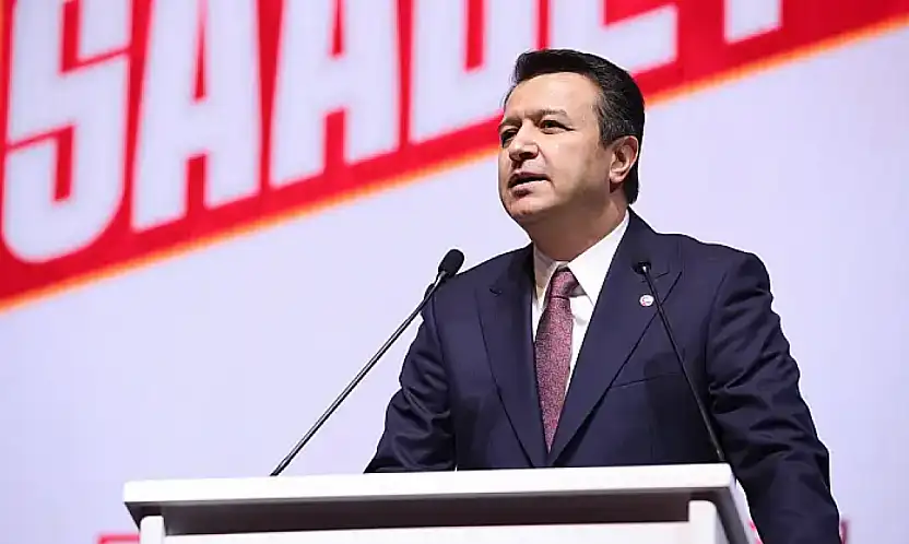 Mahmut Arıkan Türkiye'de Bütün Milli Ve Manevi Kavramların İçinin Boşaldığı Günlere Şahitlik Ediyoruz