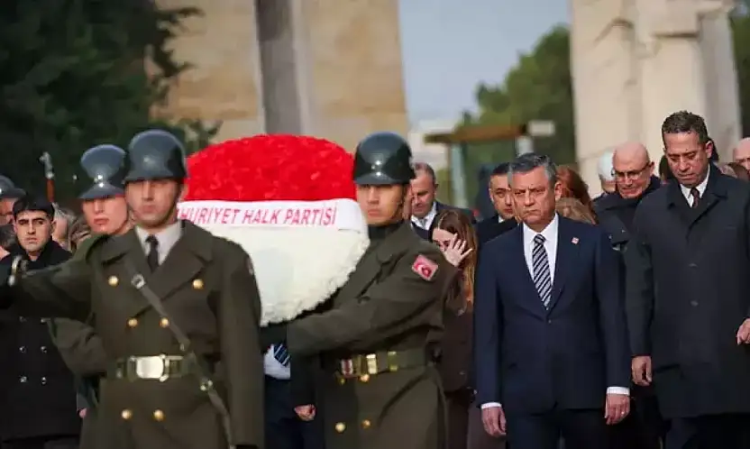 Özgür Özel, Anıtkabir'i Ziyaret Etti