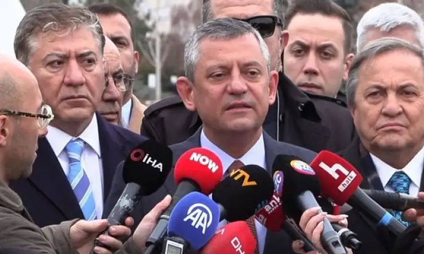 Özgür Özel'den Akın Gürlek Yorumu Bakanlık Dokunulmazlık İmkanı Veriyor