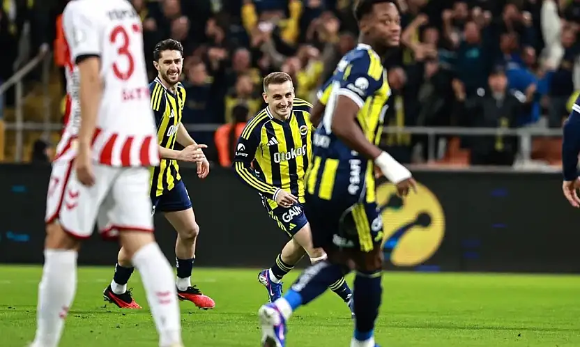 Samsunspor'u 2 Golle Geçen Fenerbahçe Süper Kupa'da Adını Finale Yazdırdı