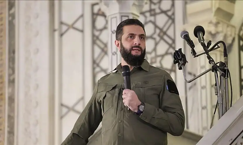 Şara, Devrimin Yıl Dönümünde Emevi Camisi'nden 'Kardeşlik' Mesajı Verdi