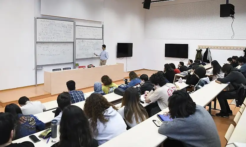Üniversitelerden Atılanlara Af İçinYasal Düzenleme Yolda