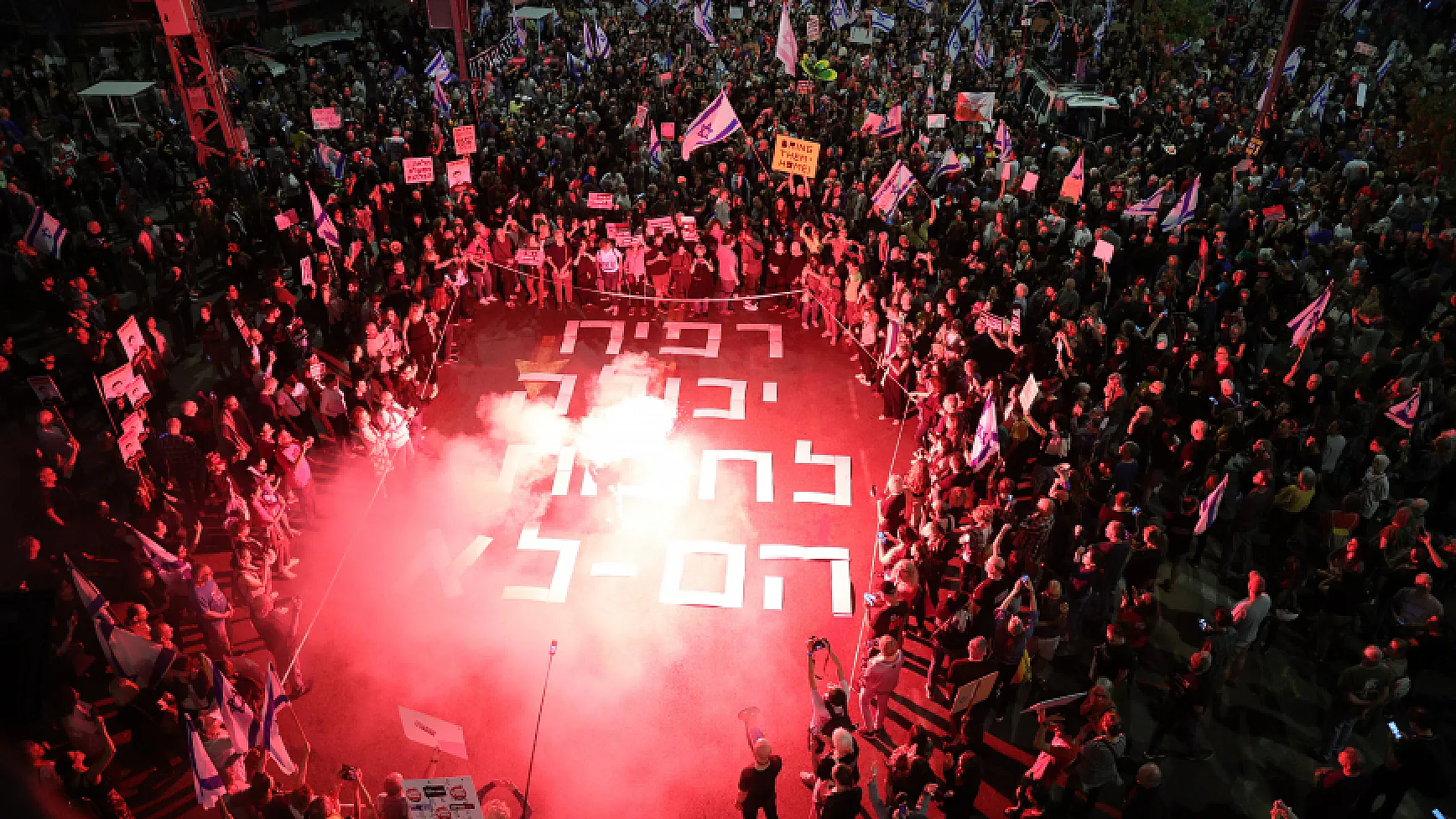 Tel Aviv Sokakları Alev Alev! Esirlerin Aileleri Sokağa İndi