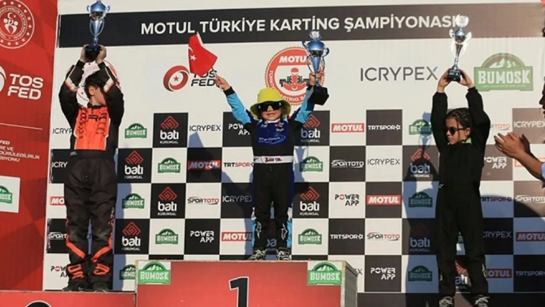 5 Yaşındaki Zayn Sofuoğlu İlk Profesyonel Yarışında Birinci Oldu