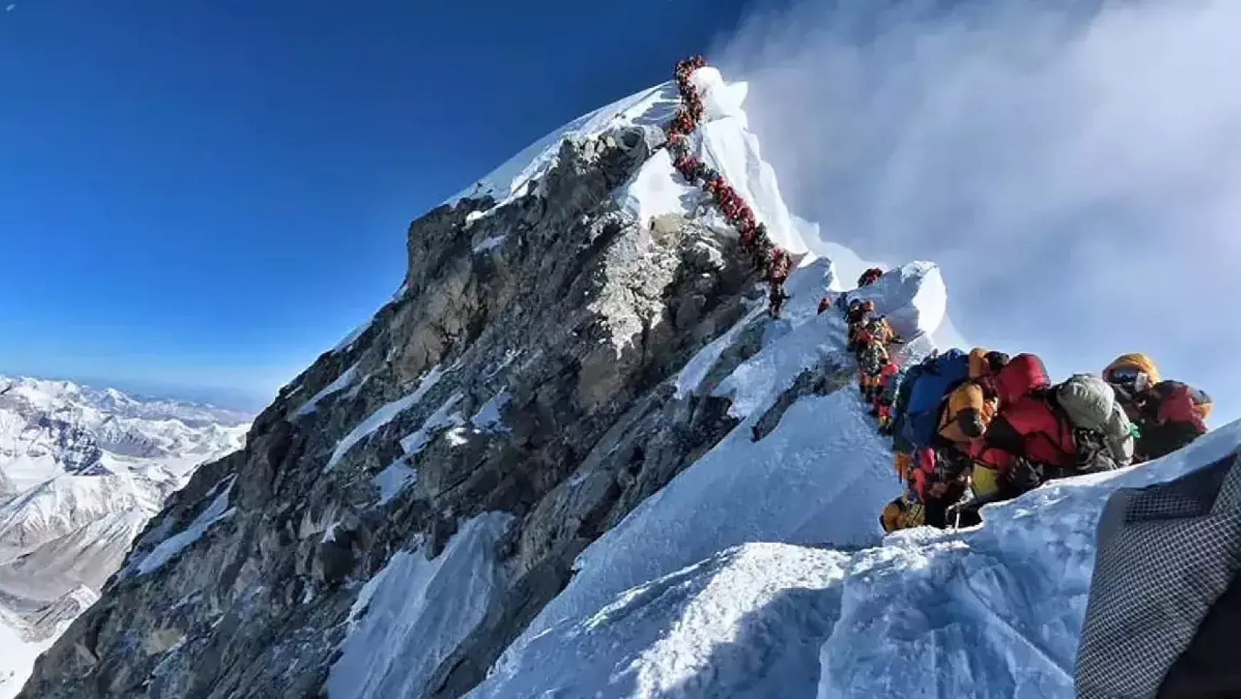 Everest Dağına Çıkmak İsteyenler Artık GPS Takmak Zorunda