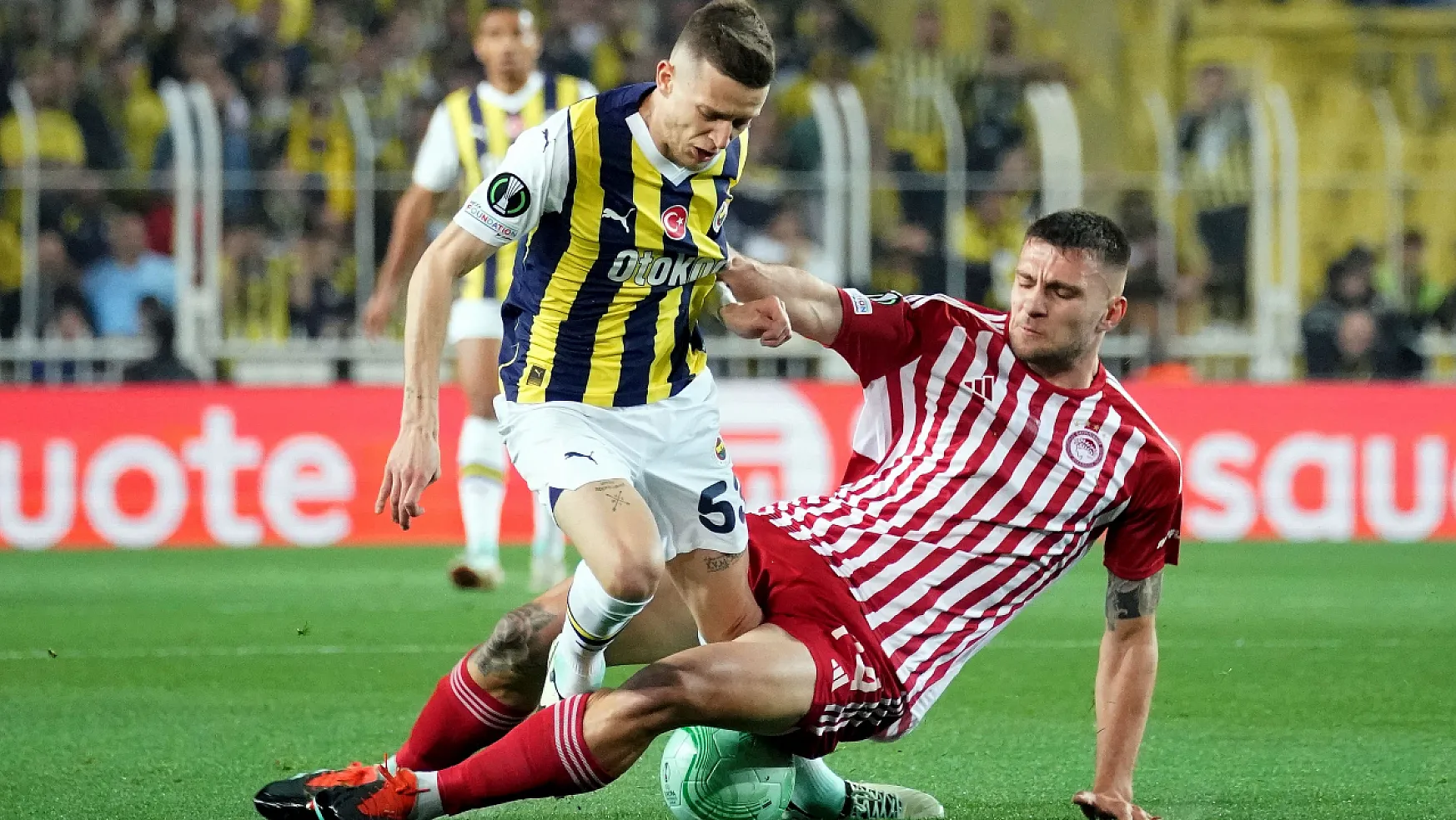 Fenerbahçe Avrupa'ya Penaltılarda Veda Etti
