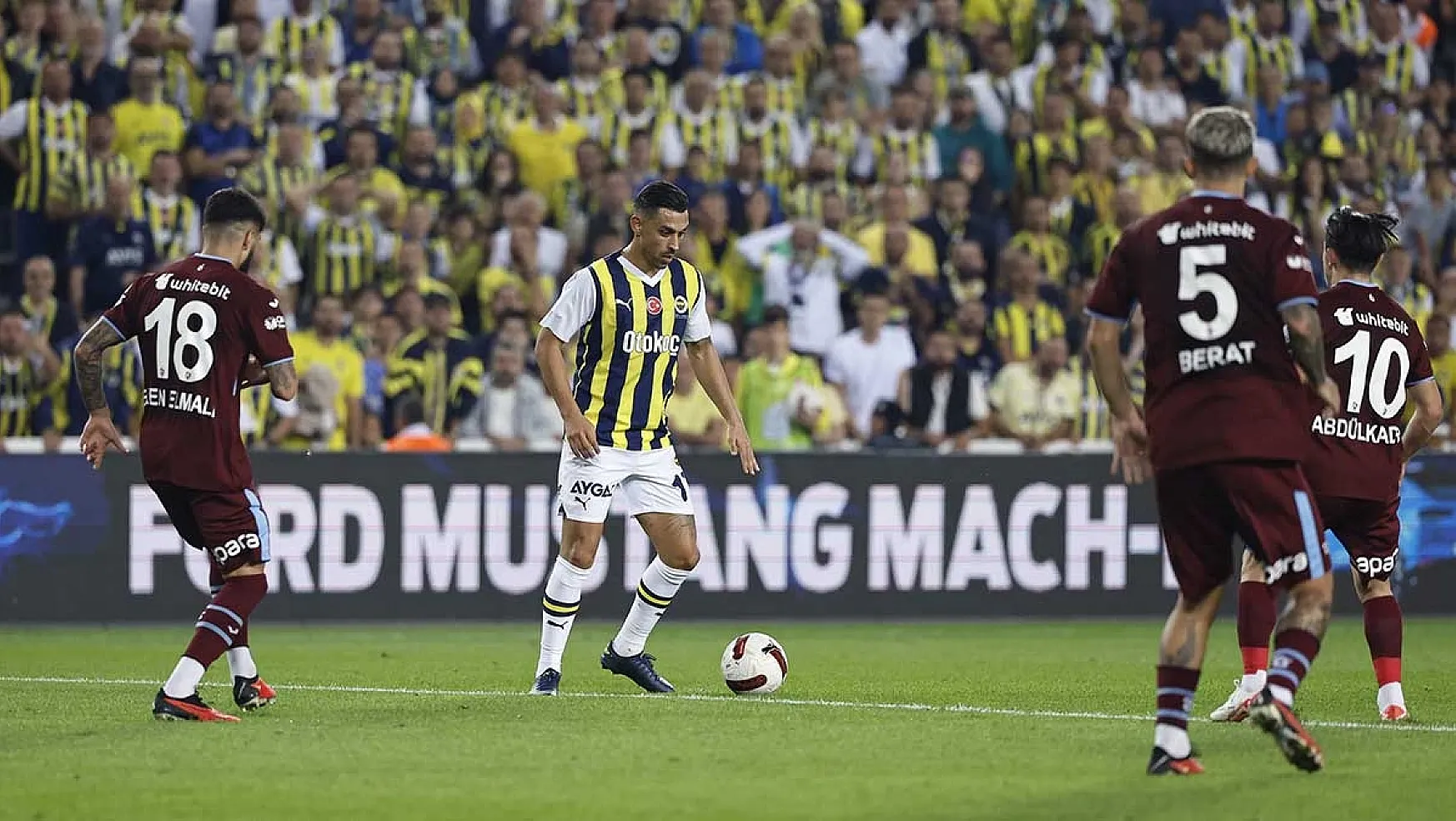 Fenerbahçe ve Trabzonspor'a Ceza Yağdı