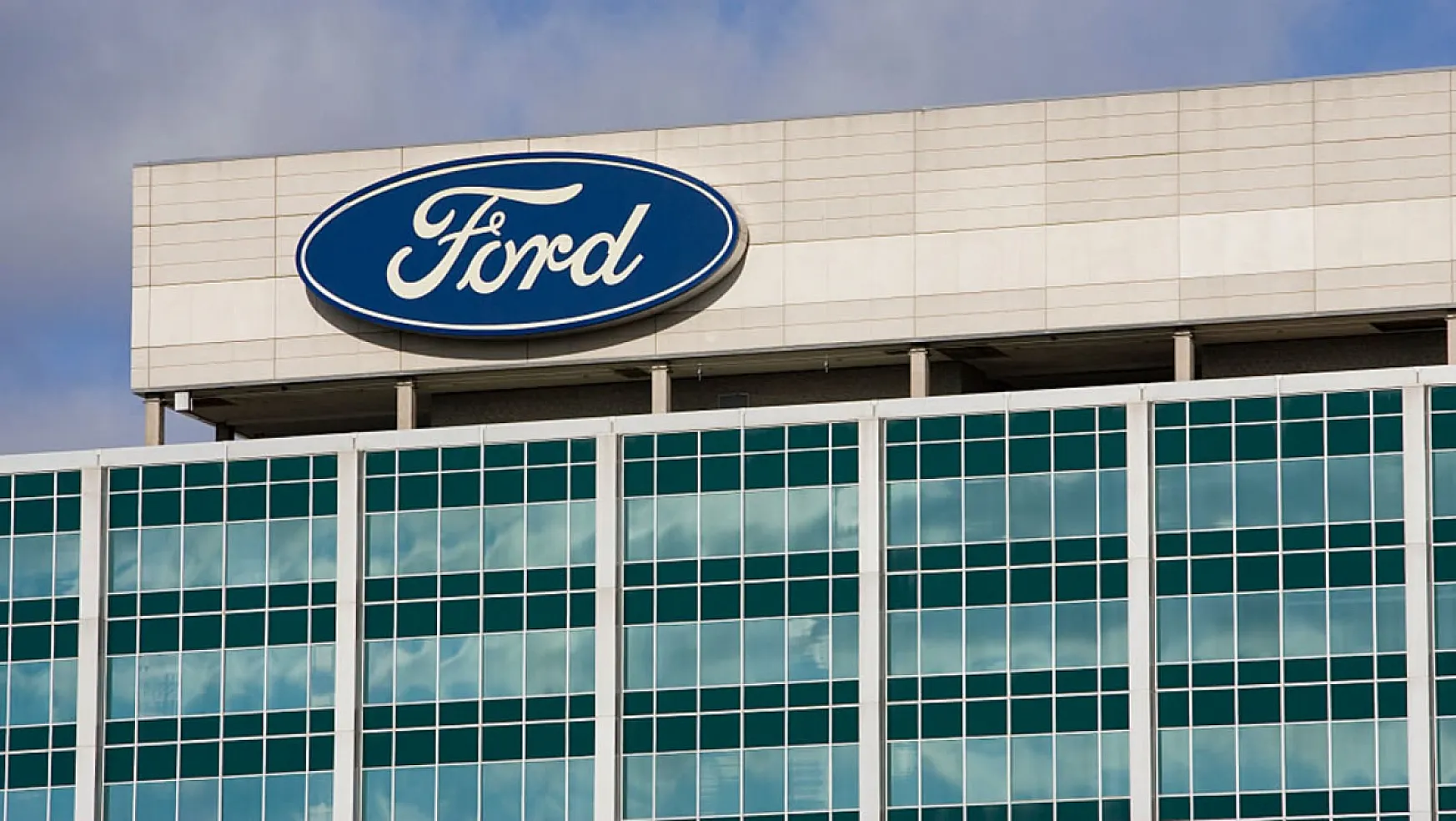 Ford Elektrikli Araç Üretimini Askıya Aldı