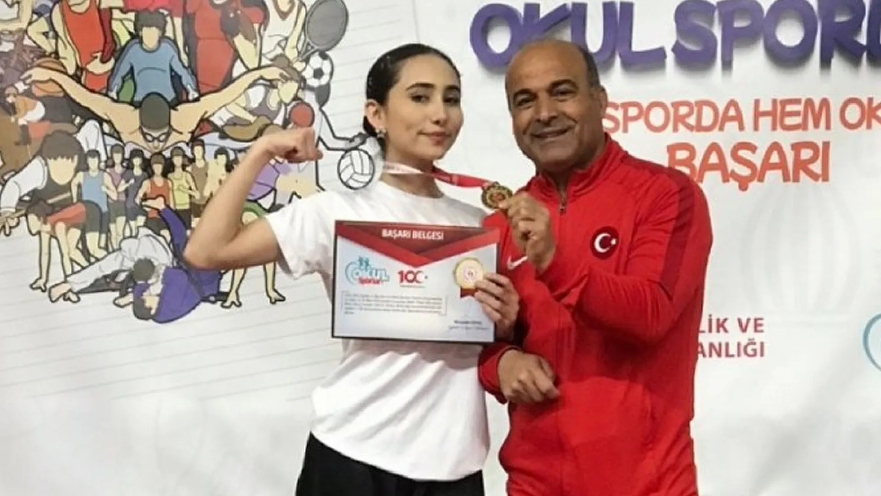 Genç Kadınlar Türkiye Bilek Güreşi Şampiyonu Belli Oldu
