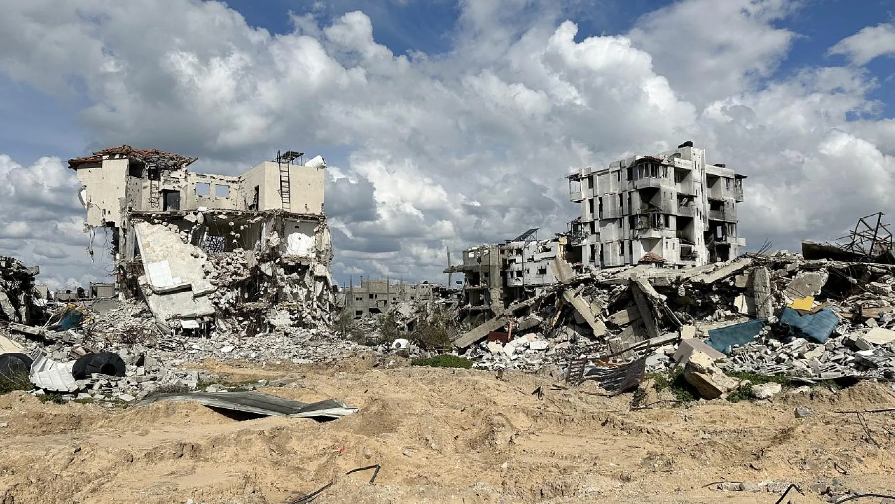İsrail Durmak Bilmiyor! Gazze'de Can Kaybı 32 Bin 333'e Yükseldi