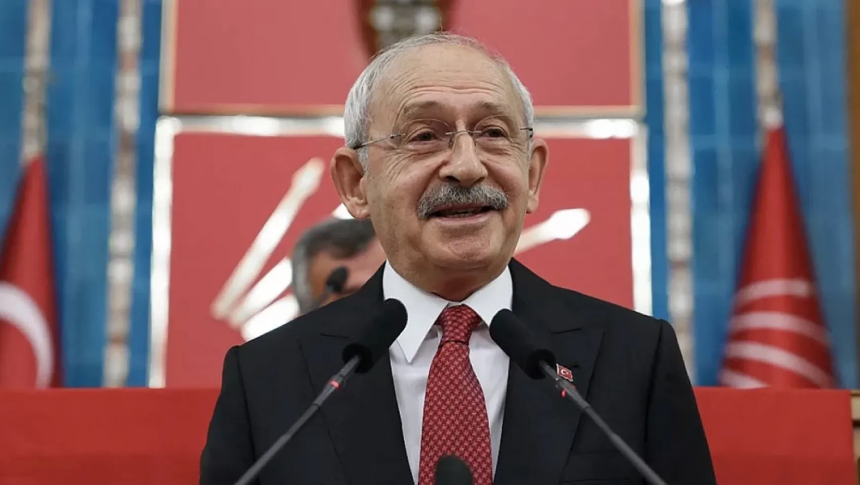Kemal Kılıçdaroğlu: Devrimlerine Sahip Çıkan Vatan Evlatlarına Selam Olsun