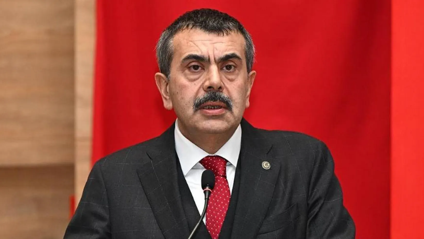 Milli Eğitim Bakanı Tekin'e Atama Tepkisi